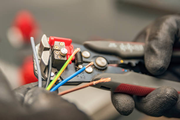 Best Circuit Breaker Repair  in Live Oak, FL